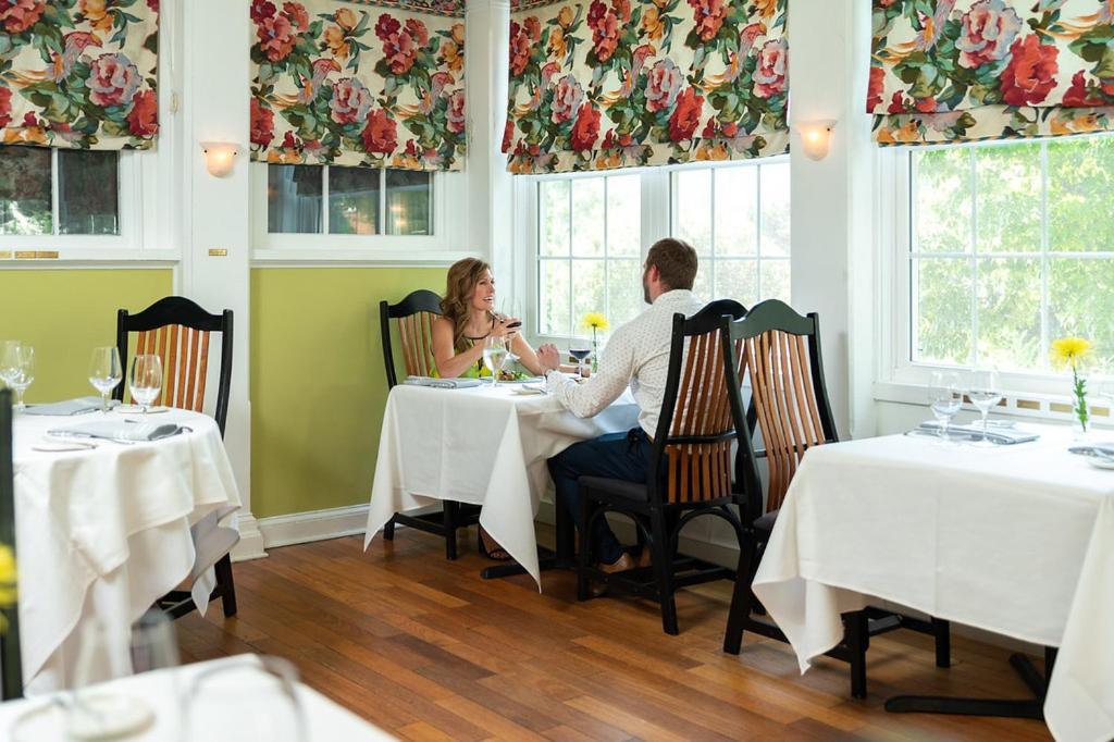Ashby Inn & Restaurant Paris Εξωτερικό φωτογραφία